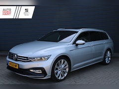 Volkswagen Passat Variant - 1.5 TSI Elegance R-Line Full-Led 360-Camera Panoramdak Elektr.-Trekhaak