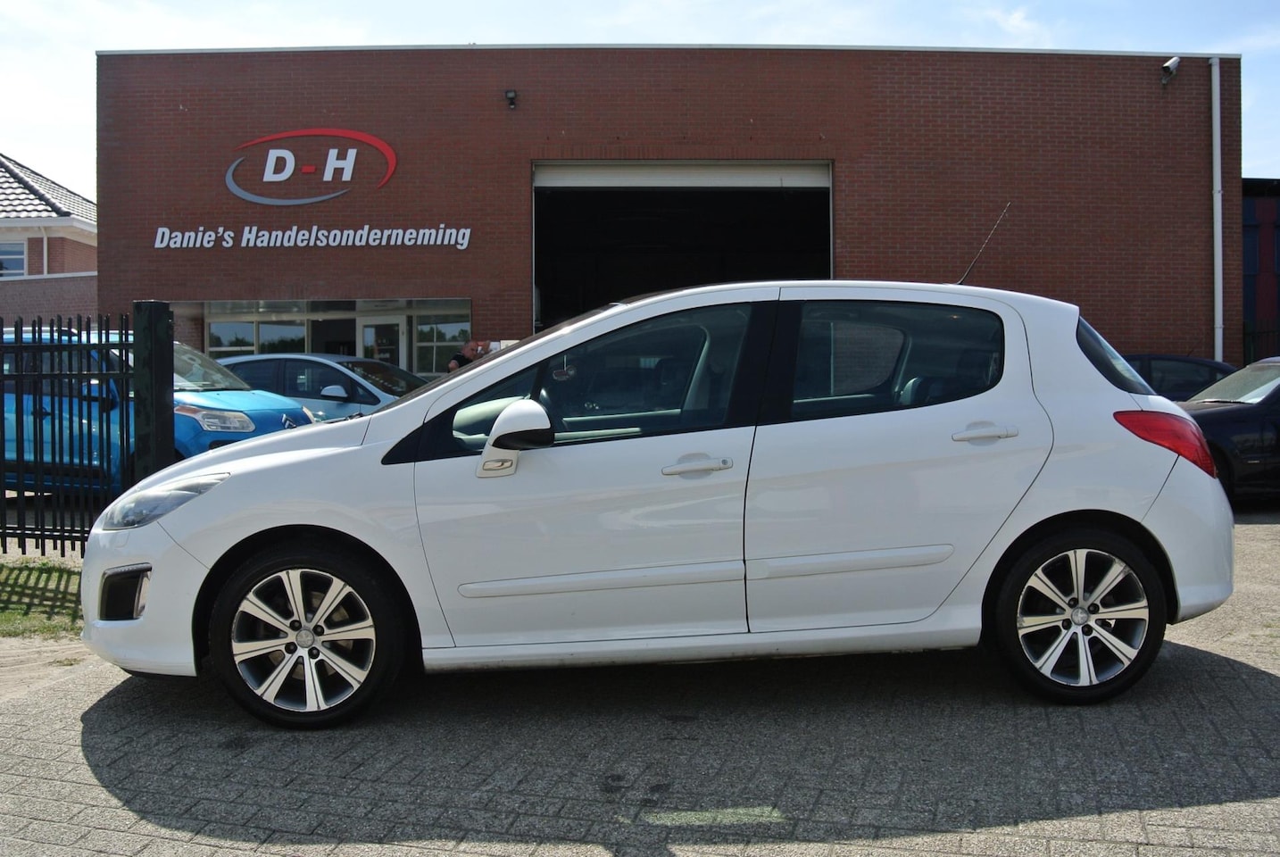 Peugeot 308 - 1.6 THP Allure airco automaat inruil mogelijk - AutoWereld.nl