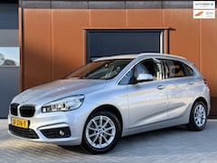 BMW 2-serie Active Tourer - 218d Executive | NAP | NAVI | PDC | Keyless | Cruise | Elek. achterklep | Automaat| Dealer