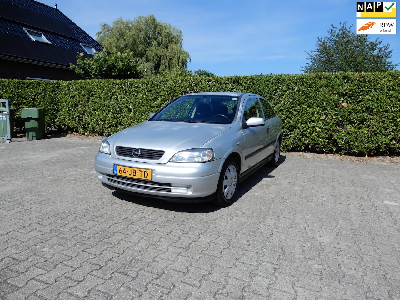 Opel Astra - 1.6-16V Edition 1.6-16V Edition - AutoWereld.nl