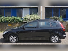 Hyundai i30 CW - 1.6 CRDi Dynamic