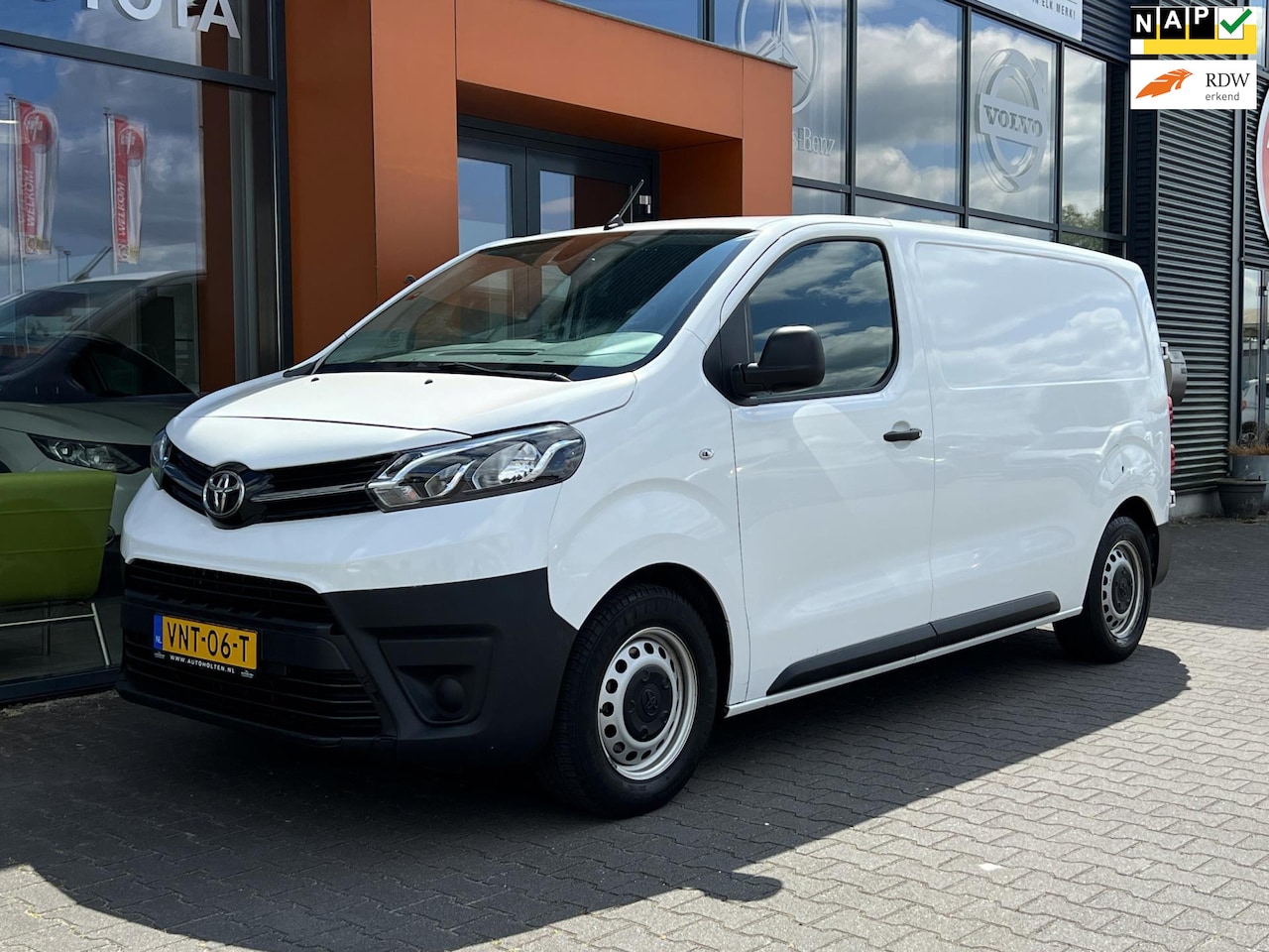 Toyota ProAce Worker - 1.5 D-4D Live|Carplay|Cruise|Navi|3zits - AutoWereld.nl