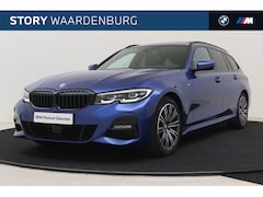 BMW 3-serie Touring - 330i xDrive High Executive M Sport Automaat / Panoramadak / Trekhaak / Sportstoelen / Acti