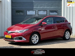 Toyota Auris - 1.8 Hybrid Executive 1e EIG / NAVI / PANO / PDC