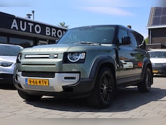 Land Rover Defender 110 - 2.0 D240 S *GRIJS KENTEKEN