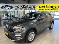 Volkswagen T-Roc - 1.5 TSI 150 pk Style Business | Trekhaak | Camera | Adapt. cruise | Navigatie | El. a. kle