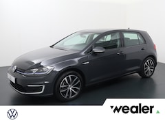 Volkswagen e-Golf - E-DITION | 136 PK | Navigatiesysteem | Achteruitrijcamera | Lichtmetalen velgen 17 "|
