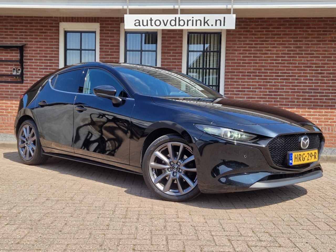 Mazda 3 Sport - 2.0 e-SA-G Sportive, BOSE / CAMERA RONDOM / LEER - AutoWereld.nl