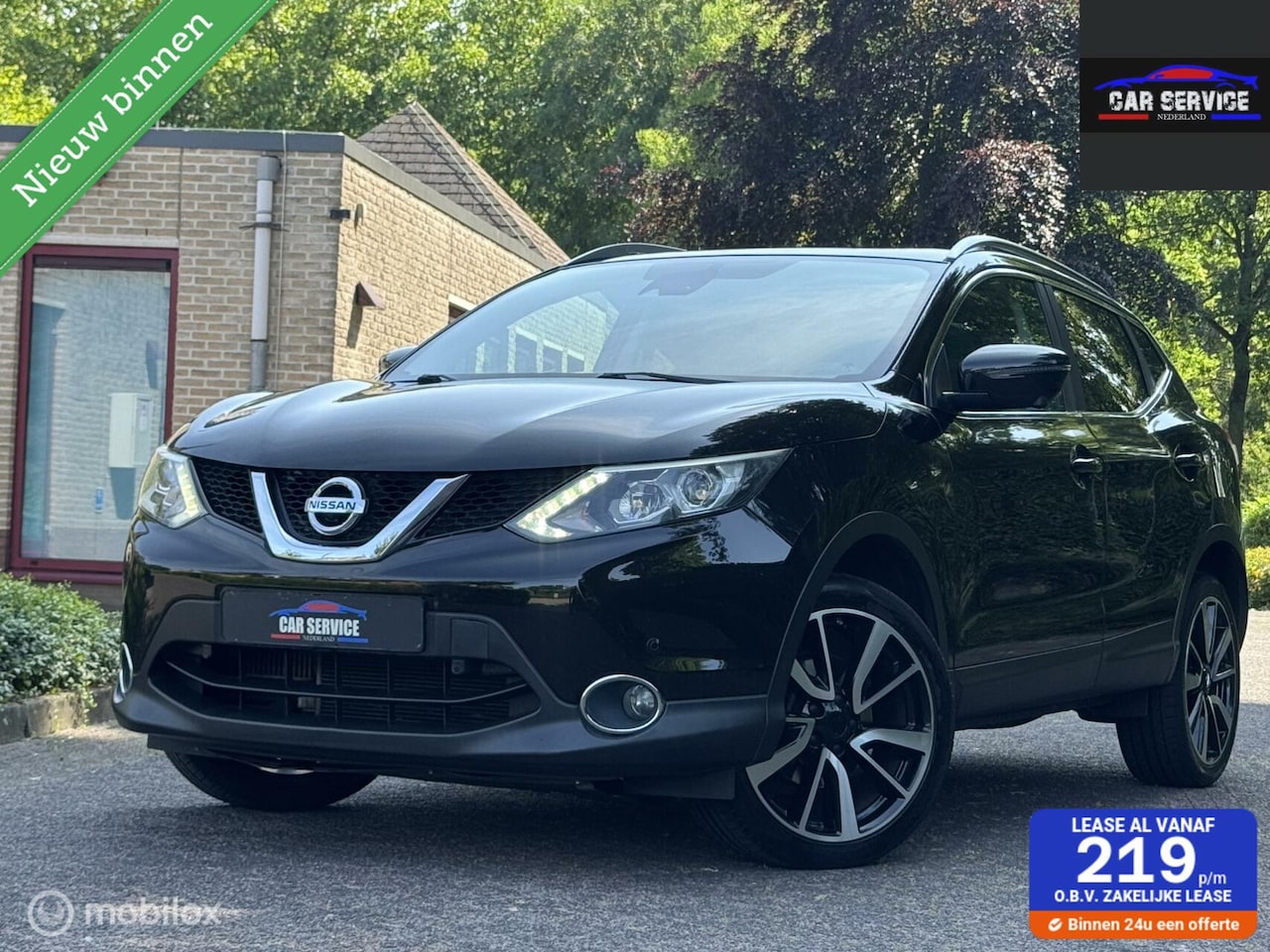 Nissan Qashqai - 1.2 Connect Edition/KEYLESS/PANO/NAVI/360 ° - AutoWereld.nl
