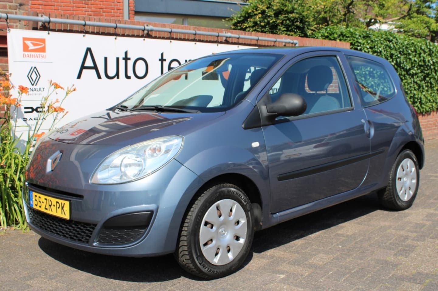 Renault Twingo - 1.2i Authentique airco - AutoWereld.nl