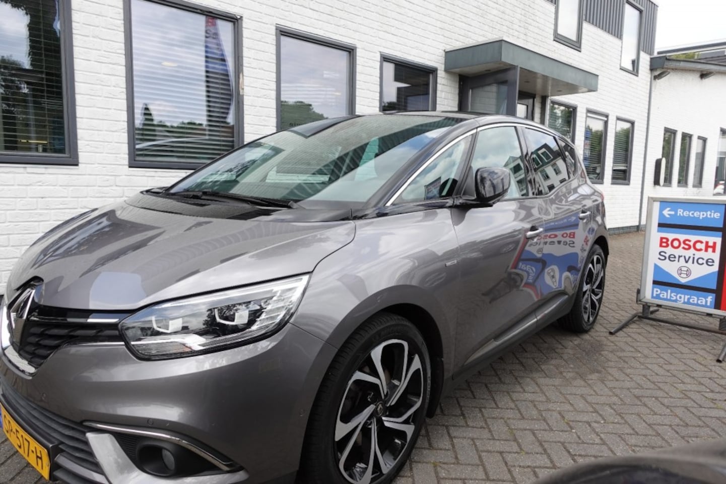 Renault Scénic - 1.3 TCE BOSE 140 pk Camera Navi Half Leder - AutoWereld.nl