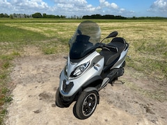 Piaggio MP3 - 500 LT