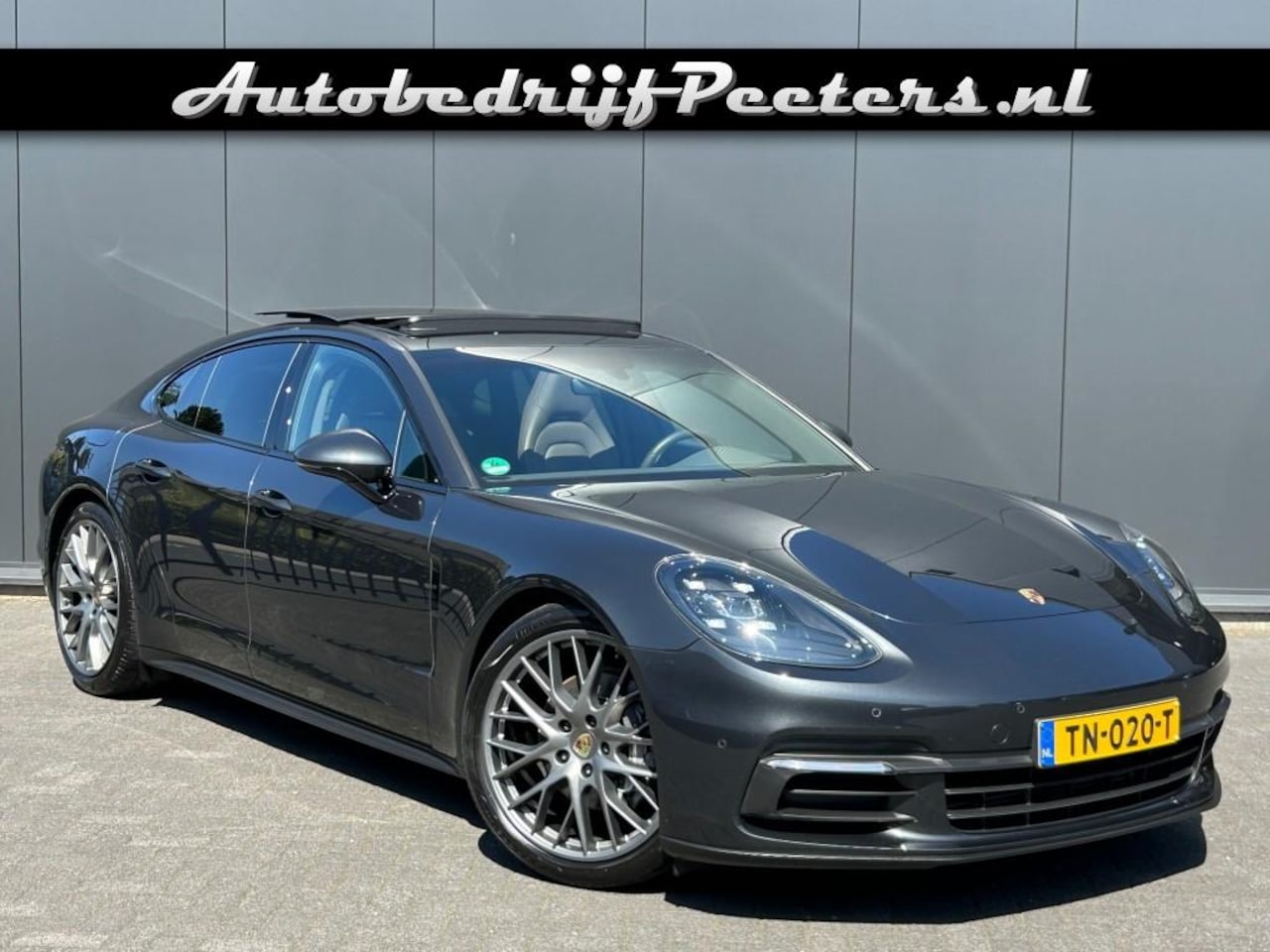 Porsche Panamera - 3.0 4 331pk 1e eigenaar P-dak Carplay Luchtvering Camera BOSE 21inch NL-auto - AutoWereld.nl