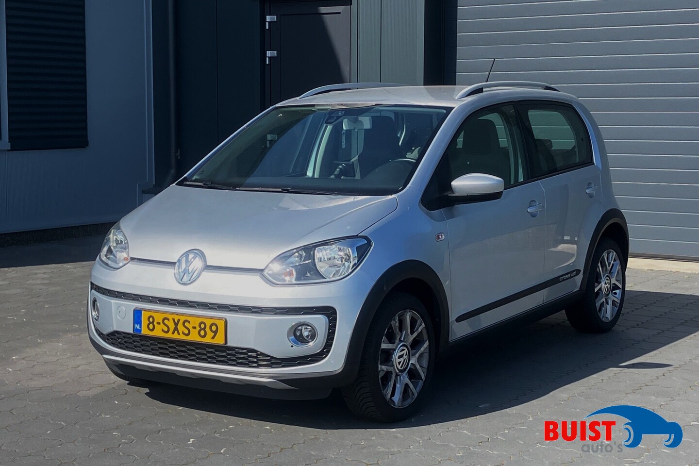 Volkswagen Up! - 1.0 cross up! PDC CRUISE 16" NAVI NL-auto! - AutoWereld.nl