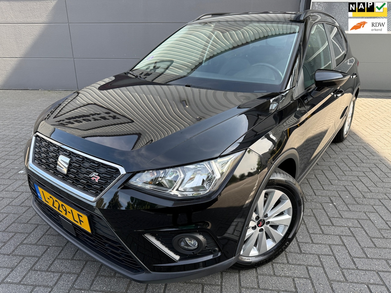 Seat Arona - 1.0 TSI Style FR Business*TERKHAAK*PARK SENSOREN*APK*NAP*AIRCO*CRUISE*NAVI*CAMERA*CARPLAY - AutoWereld.nl