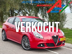 Alfa Romeo Giulietta - 1.7 TBi Quadrifoglio Verde | Sportstoelen