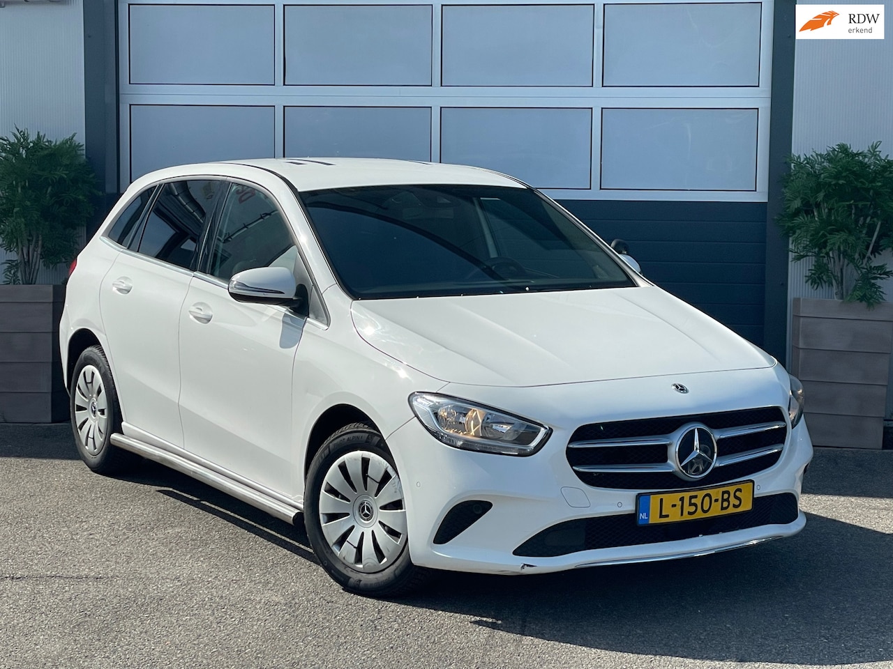Mercedes-Benz B-klasse - 200d Advantage | CAMERA | AUTOMAAT | PDC | NAP | BLUETOOHT | AIRCO | INRUIL MOGELIJK - AutoWereld.nl
