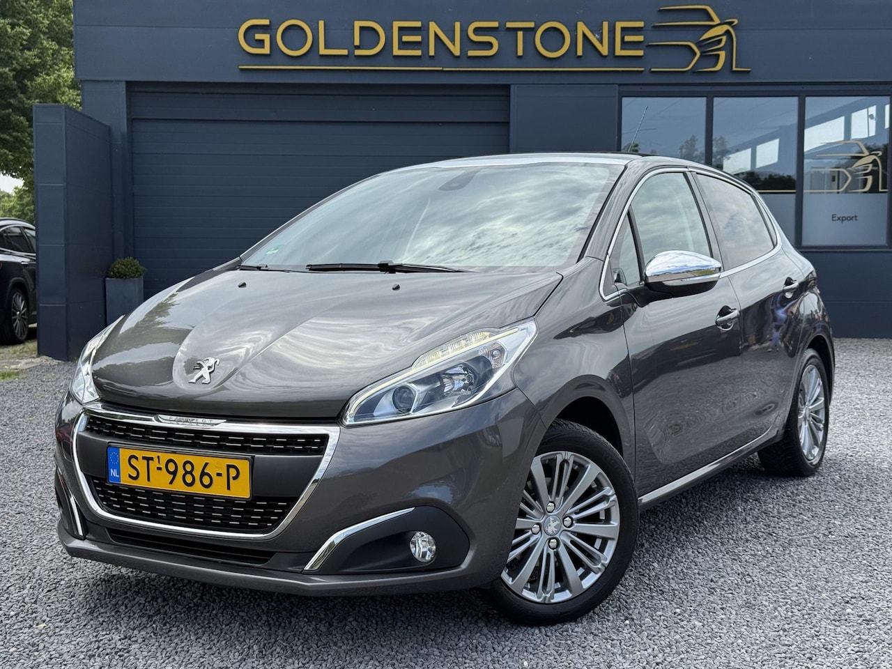 Peugeot 208 - 1.2 PureTech Allure Navi,Pano,Camera,Clima,Cruise,Apple Carplay,N.A.P,110pk,APK tot 09-202 - AutoWereld.nl