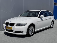 BMW 3-serie Touring - 318i High Executive | Pano | Xenon | Navi