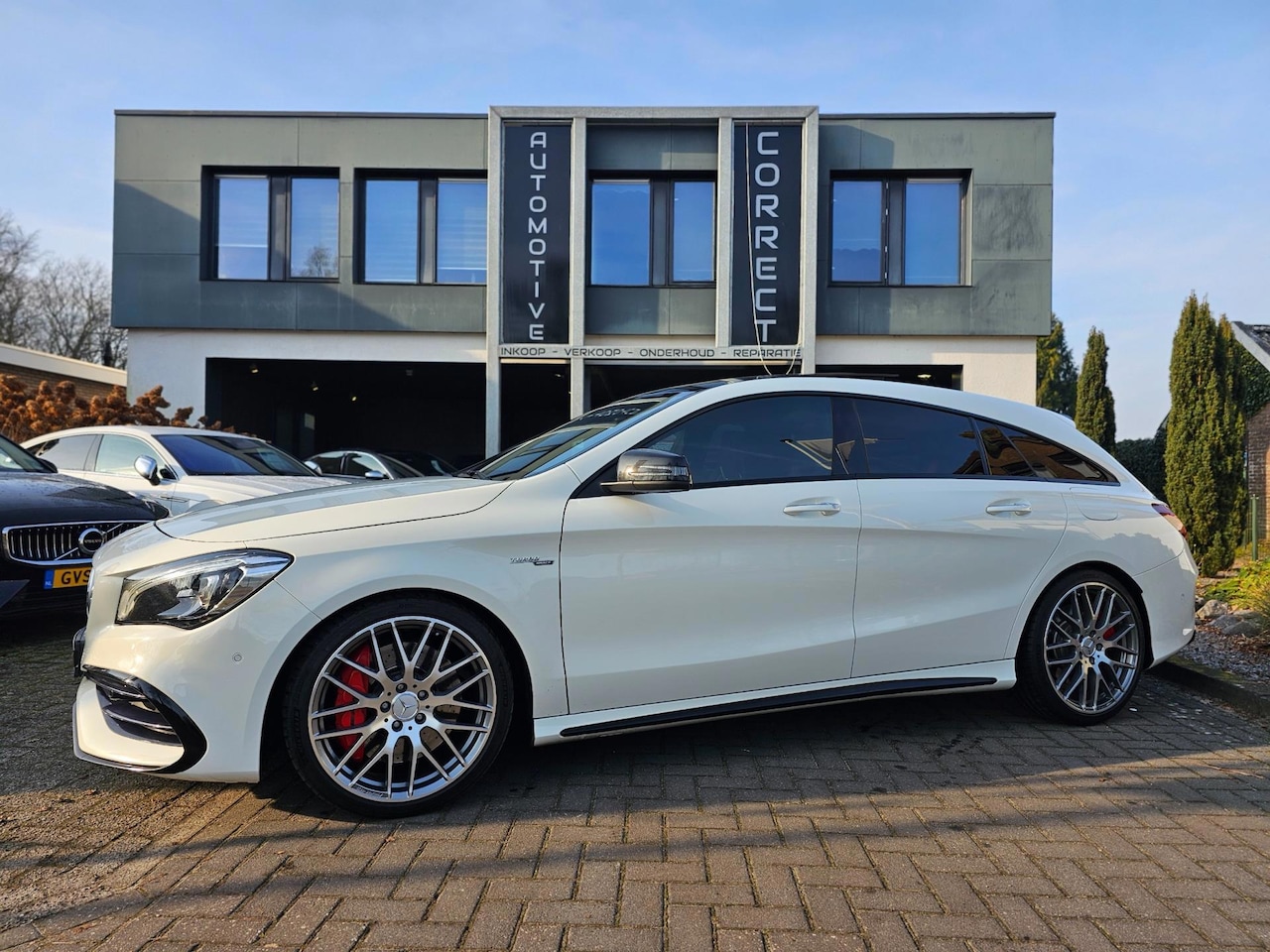 Mercedes-Benz CLA-klasse Shooting Brake - AMG 45 Vol optie - AutoWereld.nl