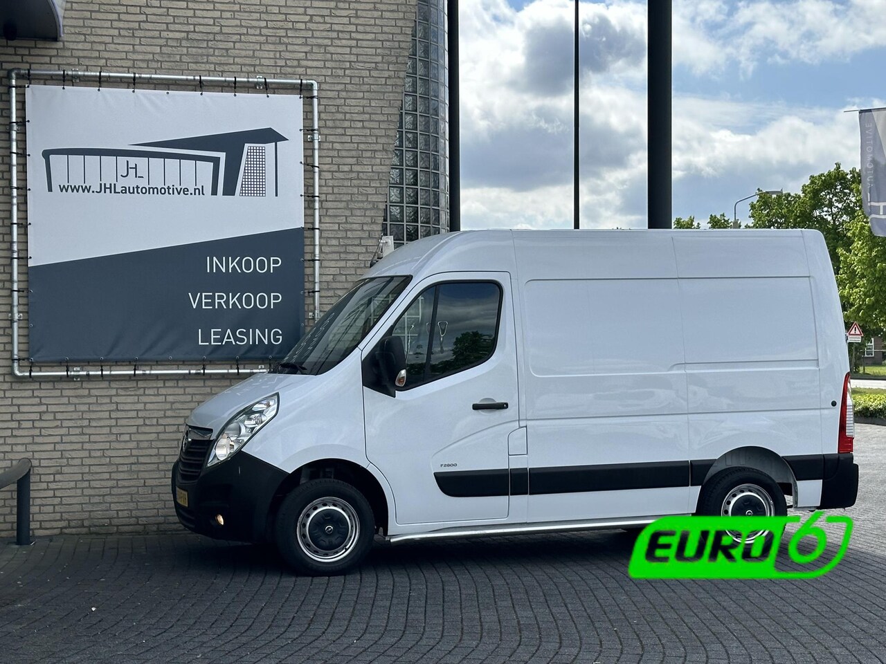 Opel Movano - 2.3 CDTI L1H2*NAVI*ECC*PDC*CRUISE*TEL* - AutoWereld.nl