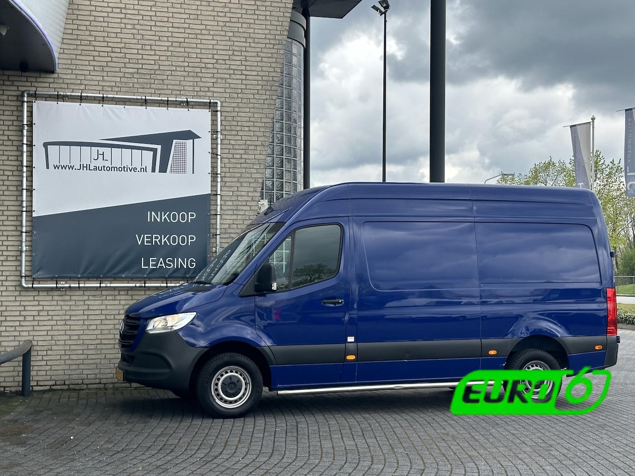 Mercedes-Benz Sprinter - 316 2.2 CDI L2H2*AUT.*CRUISE*NAVI*3P*CAMERA*DAB* - AutoWereld.nl