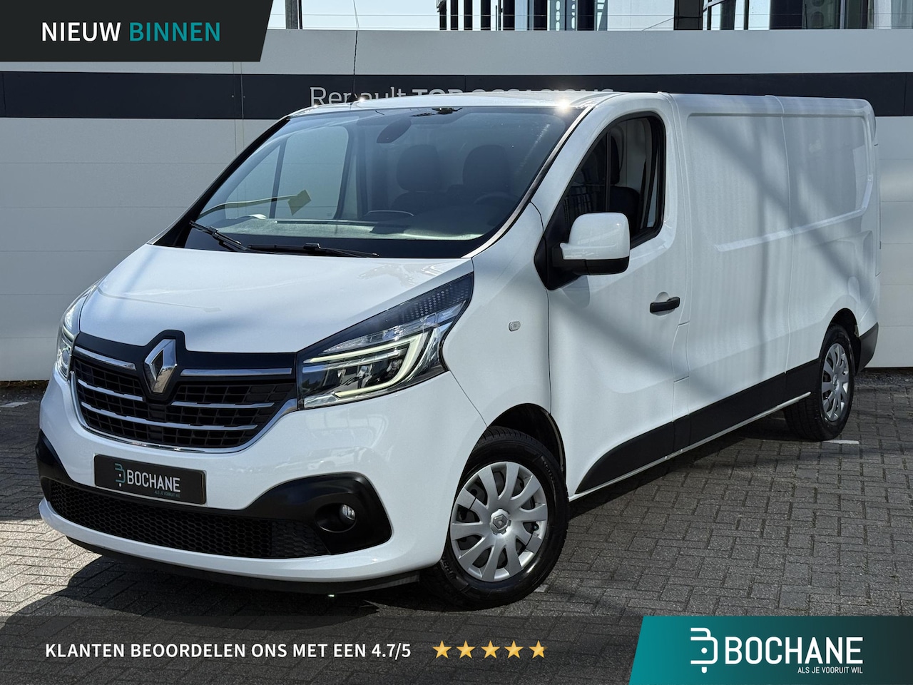 Renault Trafic - 2.0 dCi 120 T29 L2H1 Work Edition | Camera | Trekhaak | Navigatie | Org. NL - AutoWereld.nl