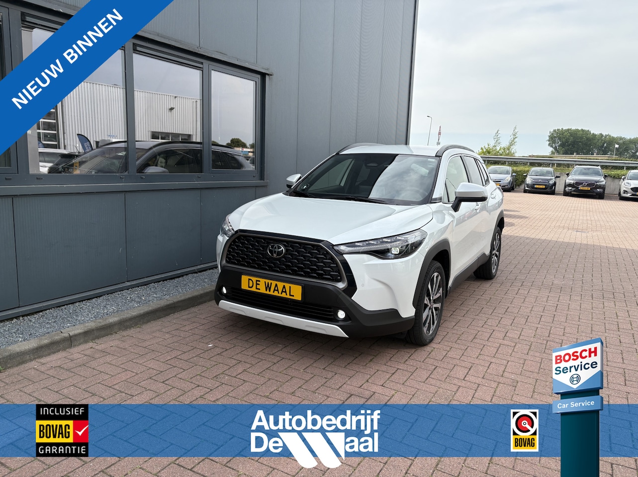 Toyota Corolla Cross - 1.8 Hybrid 140 Style + KEYLESS/CAMERA/NAVI/DODEHOEK/WINTERPACK - AutoWereld.nl