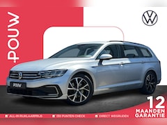 Volkswagen Passat Variant - 1.4 TSI PHEV 218pk DSG GTE Business | Navigatie | Trekhaak | Camera