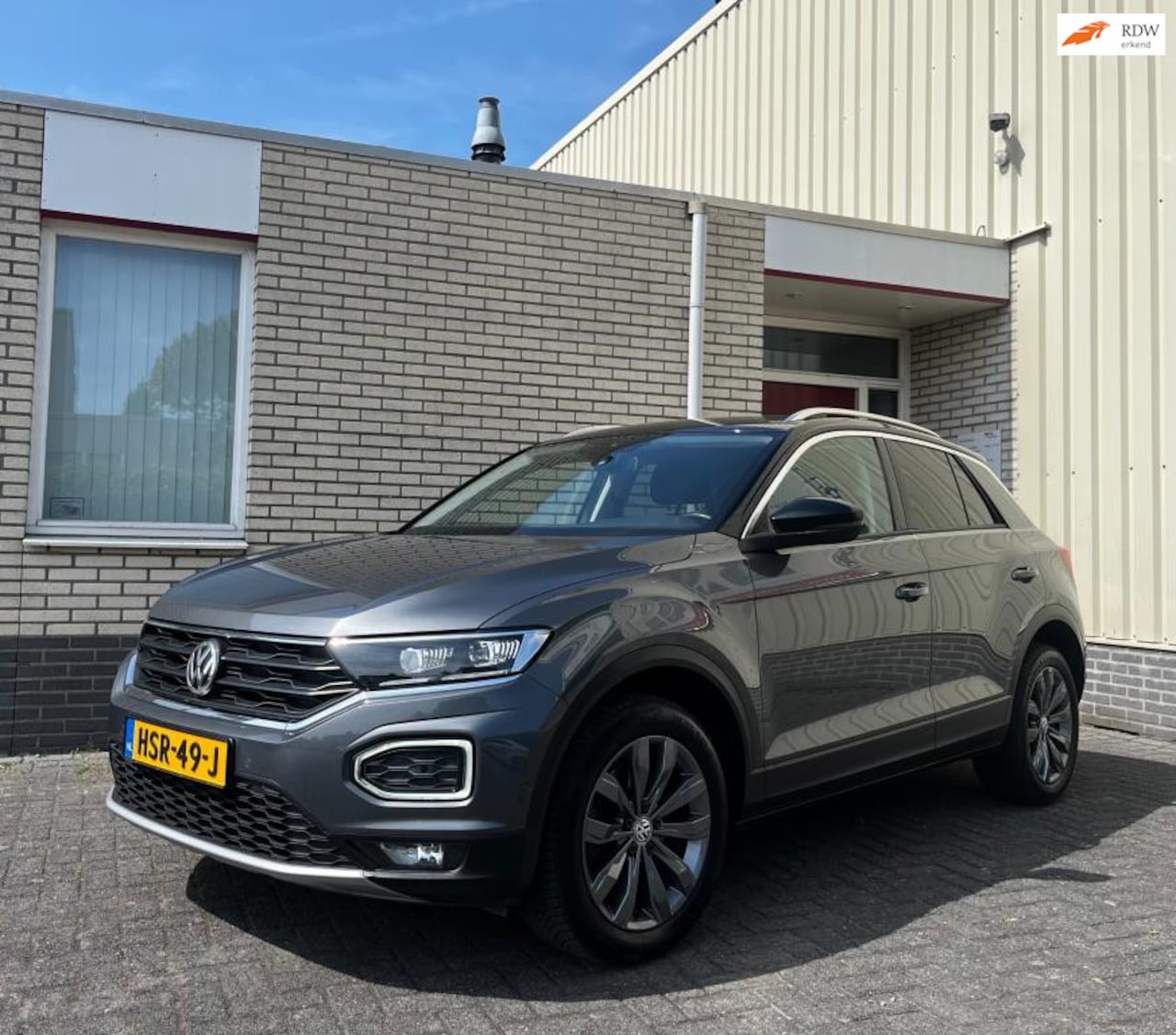Volkswagen T-Roc - 1.5 TSI Style 150PK LED/CARPLAY/STOELVERWARMING - AutoWereld.nl