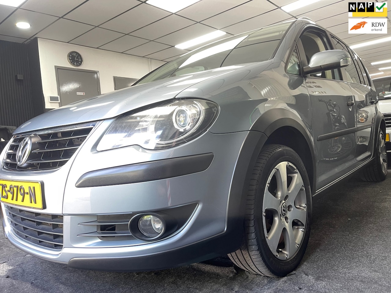 Volkswagen Touran Cross - 1.4 TSI - AutoWereld.nl