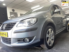 Volkswagen Touran Cross - 1.4 TSI