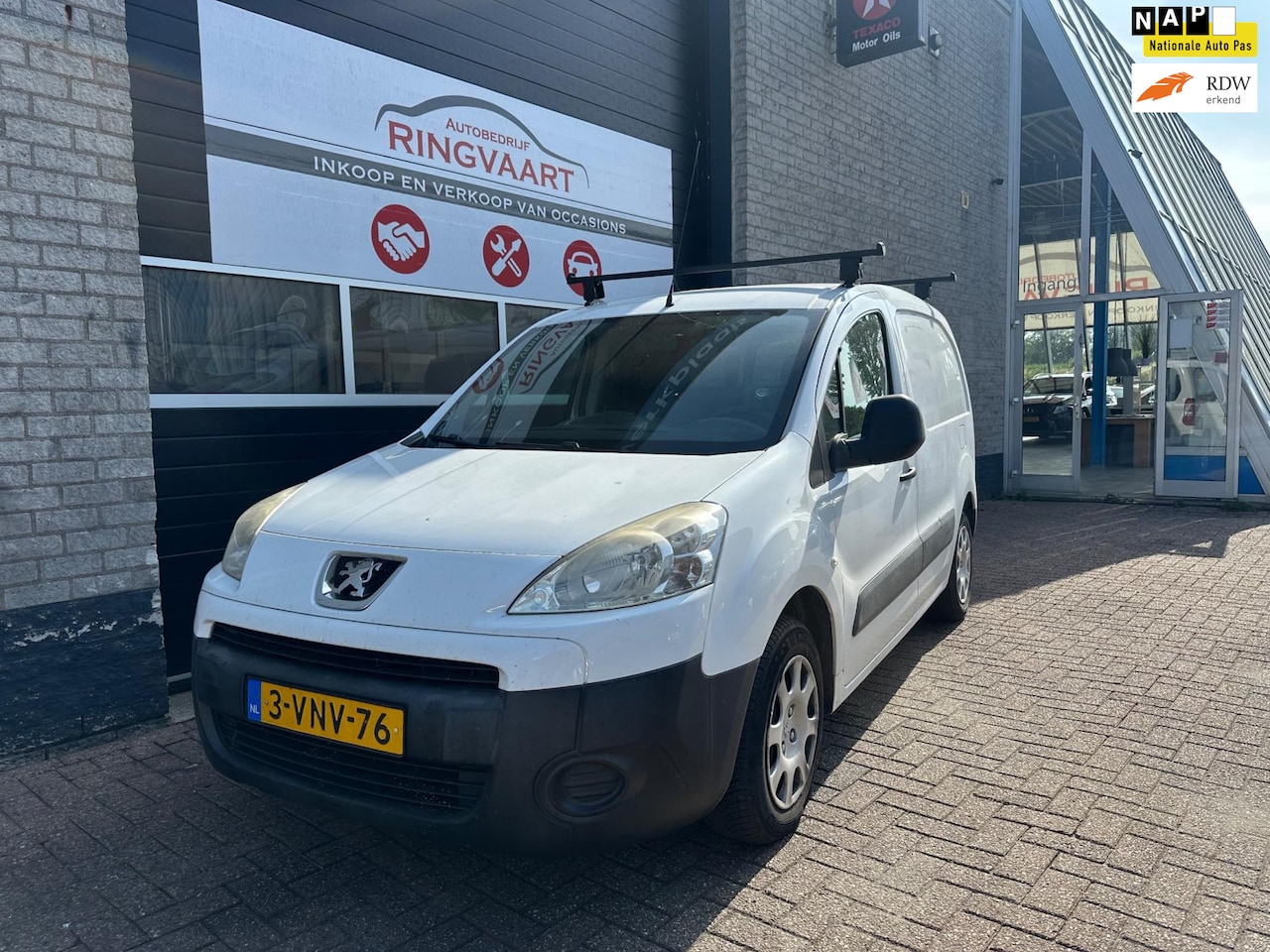 Peugeot Partner - 120 1.6 HDI L1 XT Profit + Met 1 JAAR APK - AutoWereld.nl