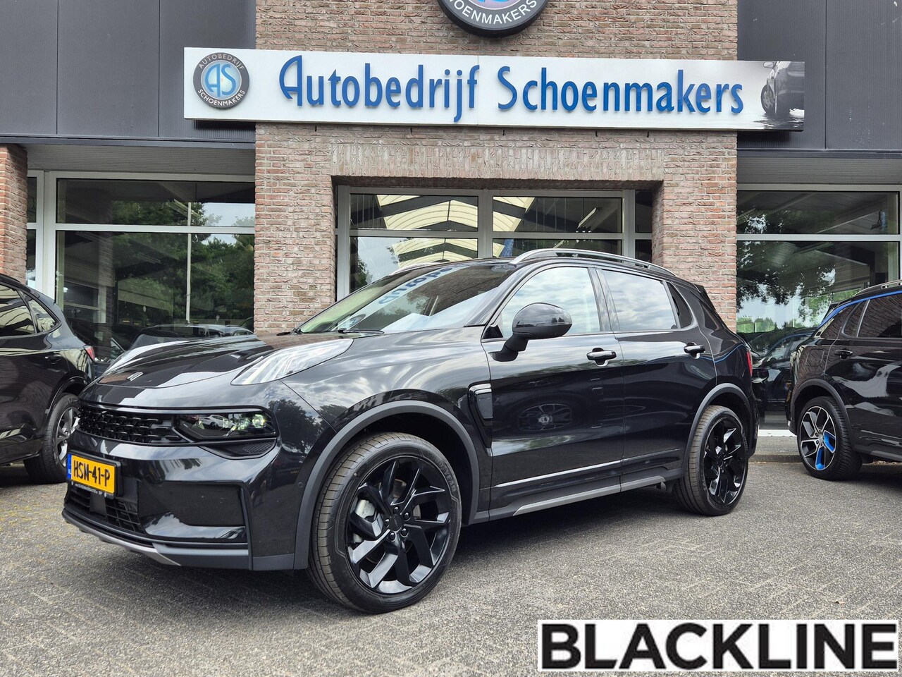 Lynk & Co 01 - 1.5 261PK! BLACKLINE + 6.6Kwh LADEN! 360-CAMERA PANO/SCHUIF INFINITY DAB NAVI CARPLAY STOE - AutoWereld.nl