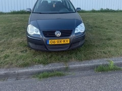 Volkswagen Polo - 1.4-16V Optive