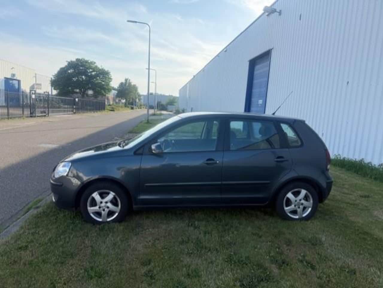 Volkswagen Polo - 1.4-16V Optive 1.4-16V Optive - AutoWereld.nl