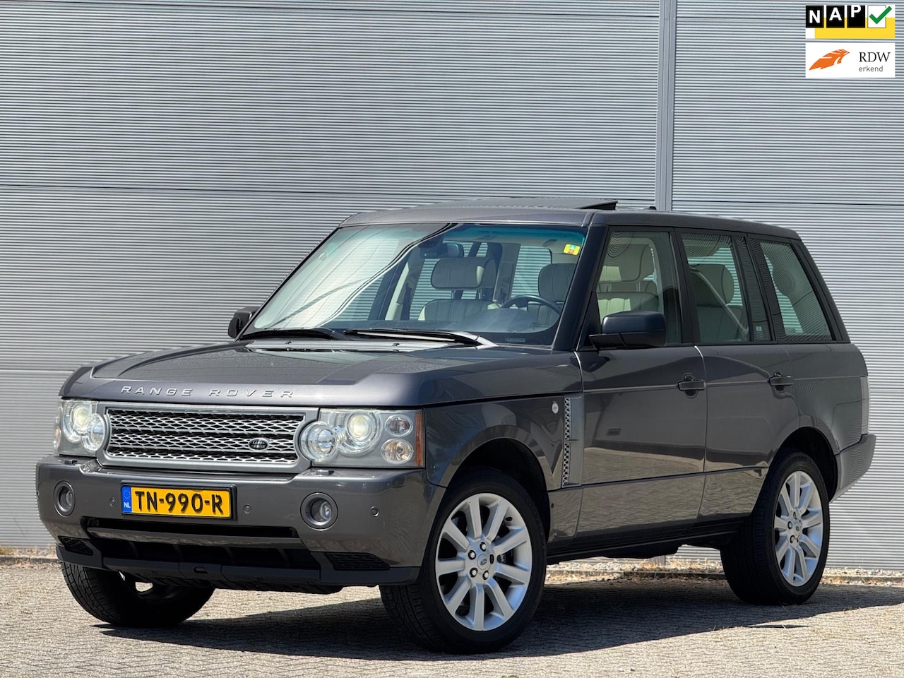 Land Rover Range Rover - 4.2 V8 Supercharged | Schuifdak | Memory stoelen | Dealeronderhouden | 20 inch | - AutoWereld.nl
