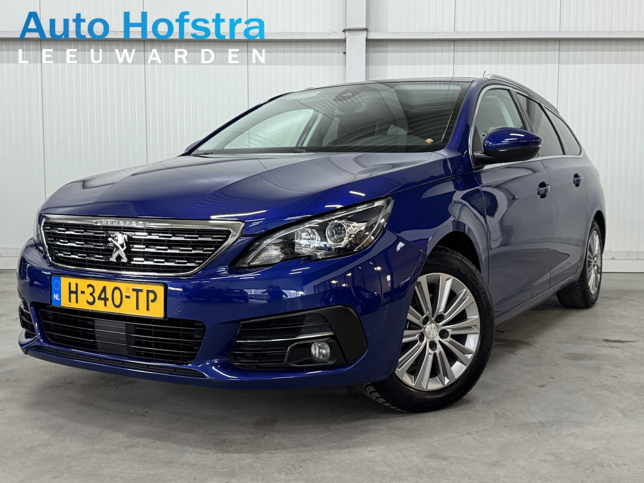Peugeot 308 SW - 1.2 PureTech 131 PK Blue Lease Premium 1/2-LEER PANO CAMERA PDC CHROOM LMV TREKHAAK - AutoWereld.nl