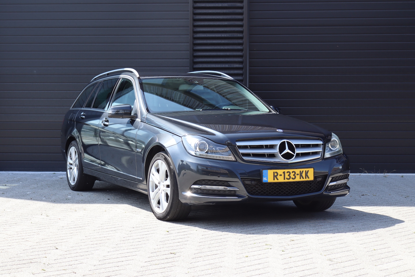 Mercedes-Benz C-klasse Estate - 200 Avantgarde met trekhaak en Apple Carplay/Android Auto - AutoWereld.nl
