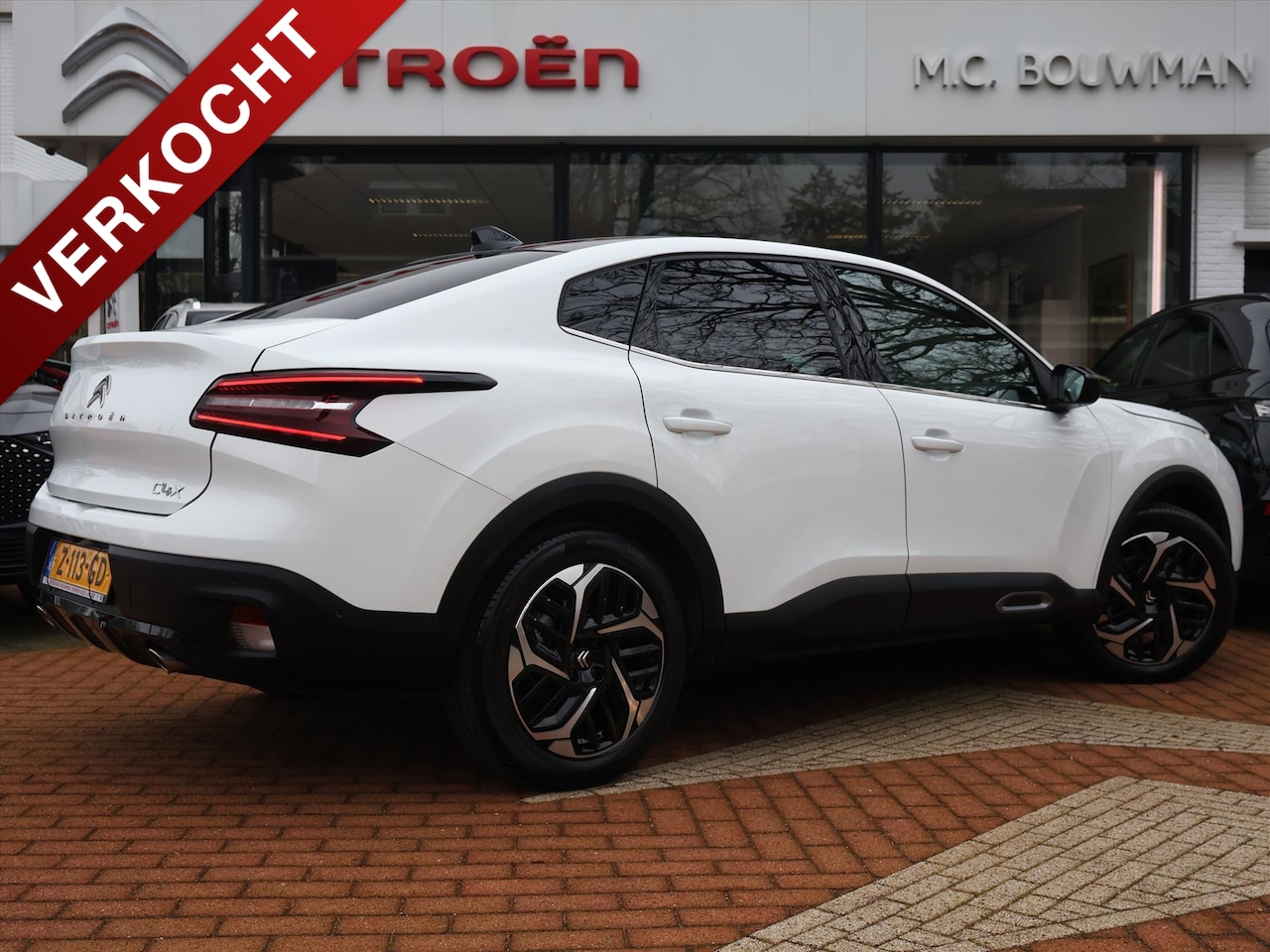 Citroën C4 X - *Auto van de Week!* PureTech 130PK S&S EAT8 Automaat Max, Rijklaarprijs | Leder | Navigati - AutoWereld.nl