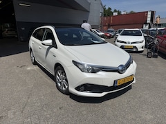 Toyota Auris Touring Sports - 1.8 Hybr. Lease