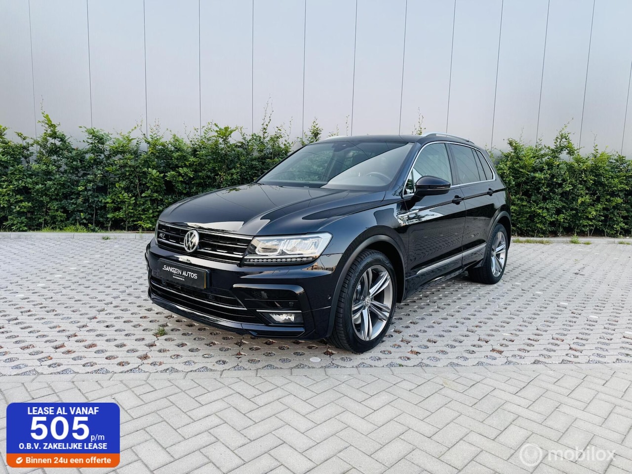 Volkswagen Tiguan - 2.0 TSI 3x R line Pano Acc 4motion Led - AutoWereld.nl