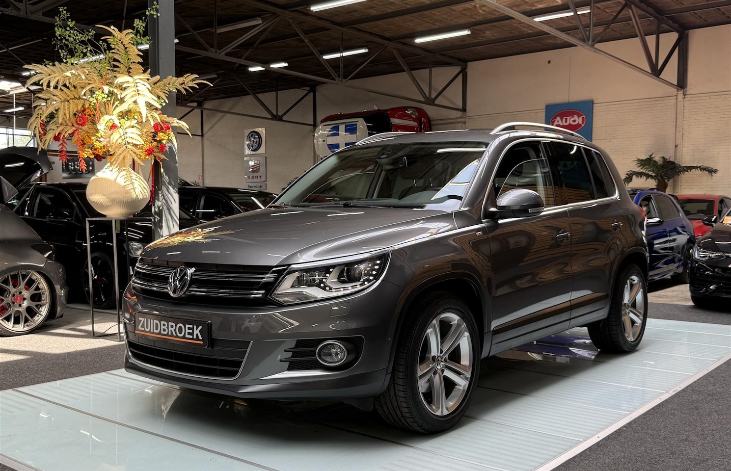Volkswagen Tiguan - 1.4 TSI 122PK Cup Xenon Clima Navi - AutoWereld.nl