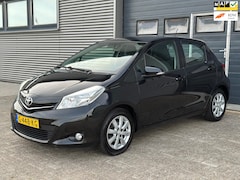 Toyota Yaris - 1.3 VVT-i Comfort ZEER NETTE AUTO - AIRCO - LM VELGEN - 6 VERSNELLINGEN