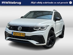 Volkswagen Tiguan - 1.4 TSI eHybrid R-Line Business+ / 19" LMV / Panoramadak / Black Style / Trekhaak / Stuur+