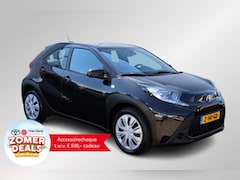 Toyota Aygo X - 1.0 VVT-i S-CVT Play Airco | Camera | DAB | Apple/Android auto