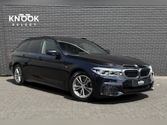 BMW 5-serie Touring - 520i M Sport High Executive | Panodak | Comfortleder | Camera | Adaptive LED |