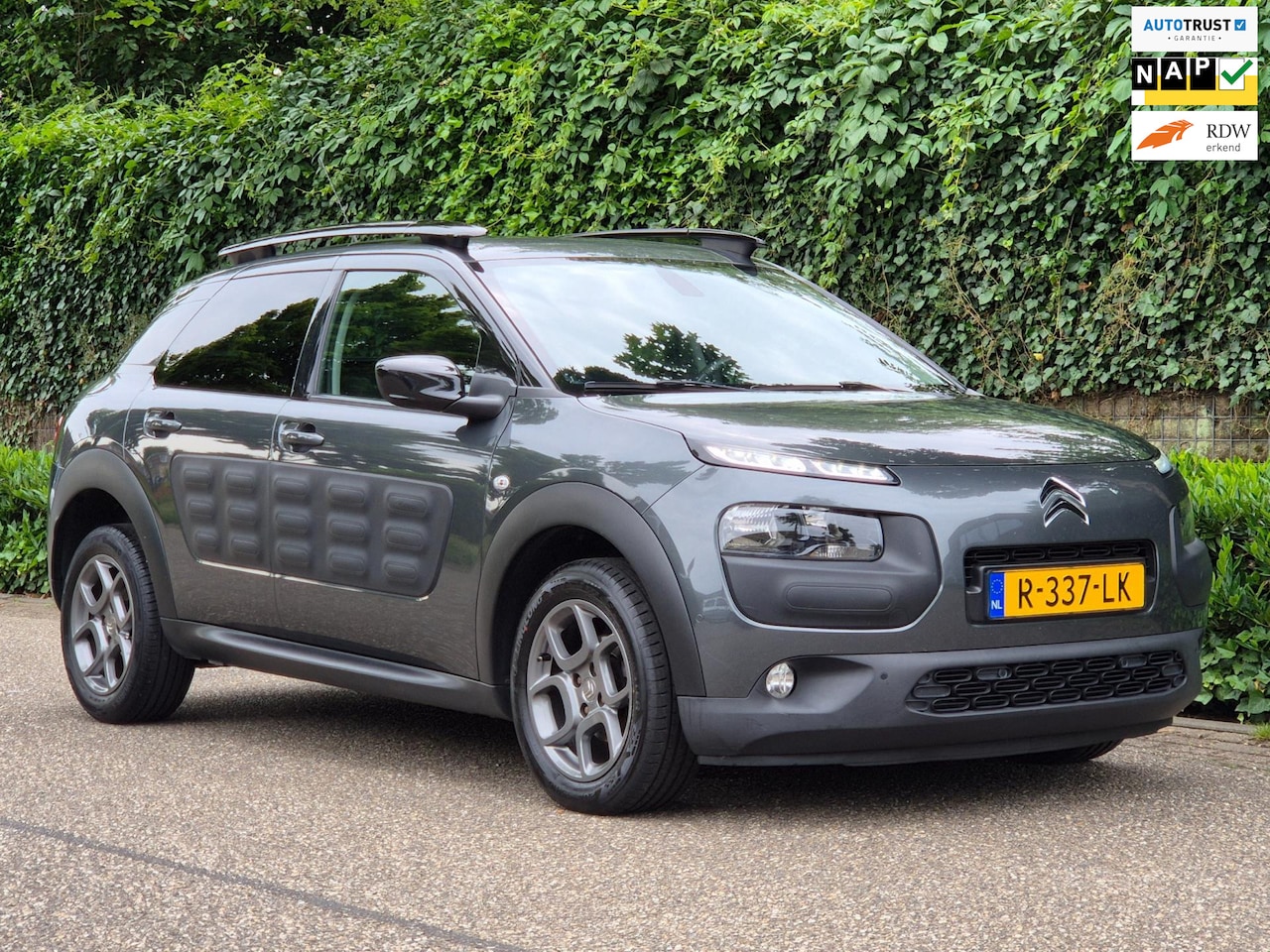 Citroën C4 Cactus - 1.2 PureTech Camera Cruise Stoel Verwarming Auto. Inparkeren Bleutooth NEW Koppeling Top S - AutoWereld.nl