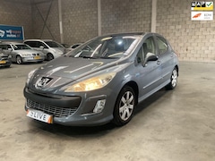 Peugeot 308 - 1.6 THP Signature / NL PRIJS 2999