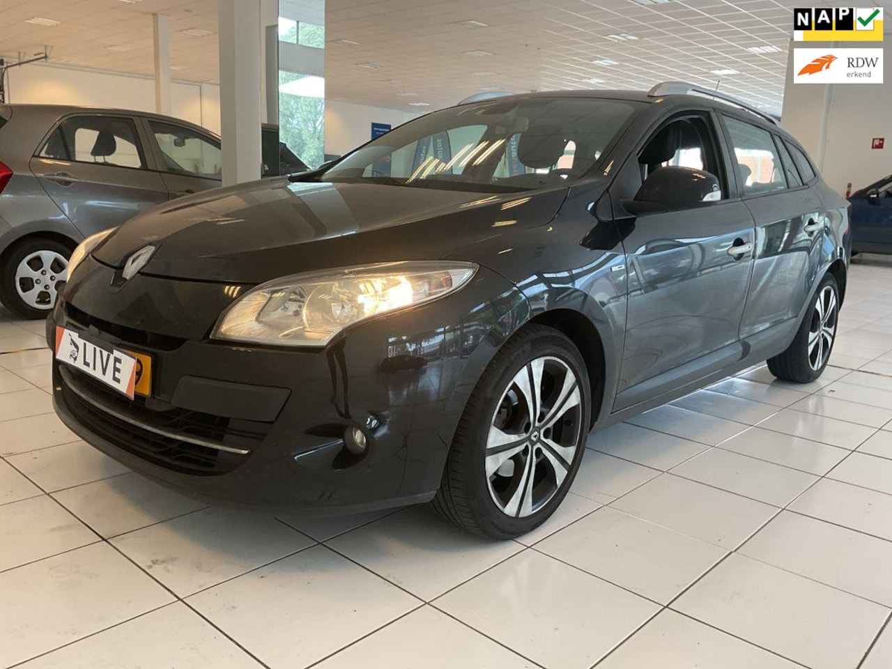 Renault Mégane Estate - 1.5 dCi Bose 1.5 dCi Bose - AutoWereld.nl